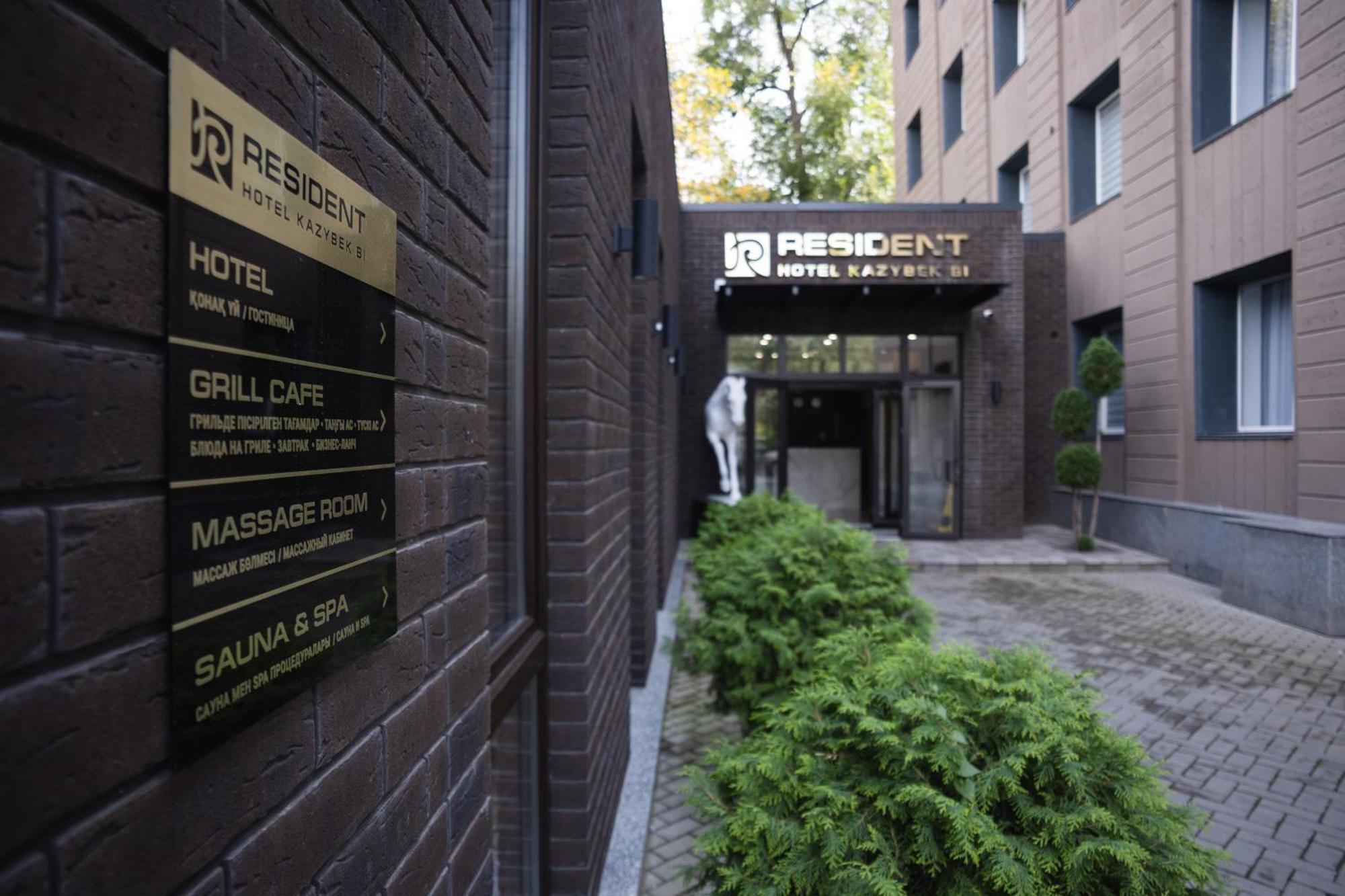 Resident Hotel Kazybek Bi Almaty Exterior foto